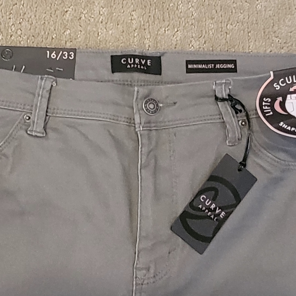 Chic Gray Pants/Jeggings - Picture 10 of 10